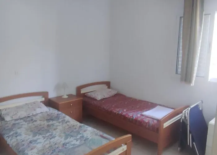 Agnanti * Kalyves Polygyrou